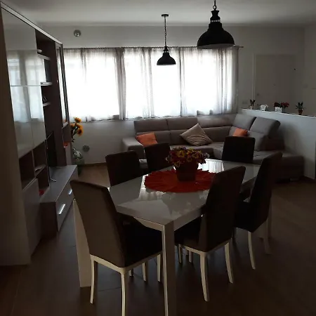 Apartment Park